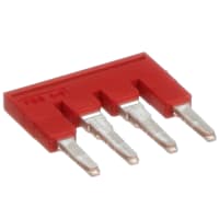 Tienda un puente sobre las conexiones enchufables de la Cruz Roja del puente 4 en el centro terminal. Serie de FBS