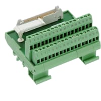 AWG 1 A 125 V (Nom del tornillo 24-12 del módulo.) 77 milímetros L x 90 milímetros W x 58.5 milímetros H