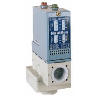 Barra del interruptor de presión XMLB 500, umbrales ajustables de la escala 2, 1 C/O