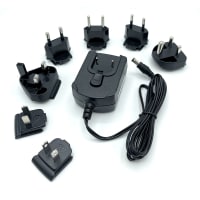La fuente de alimentación de AC-DC, 24V, 20W, enchufe permutable, 2.1m m x 5.5m m hizo salir, AA20R