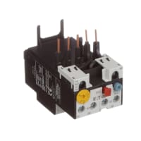 Sobrecargue la CLASE 10 10-16 A, serie del marco B del relais de XT