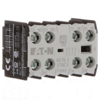 El auxiliar entra en contacto con, 4NO, 10A, montaje del frente, abrazaderas del tornillo, enmarca A, serie de XT