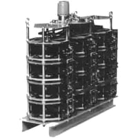 El transformador variable 3Phase abre el delta 720VA 120V 0-120/0-132V primario secundario