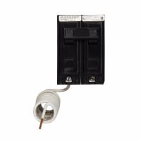 Circuito Bkr 240VAC 10kAIC de BAB con los terminales del estirón del anillo en carga