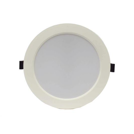 Spot Redondo Empotrable / 17.5 cm / Luz Fría / 110 V / 15 W / 1200 lúmenes / 25000 hrs / Ángulo de apertura 120° / IP20