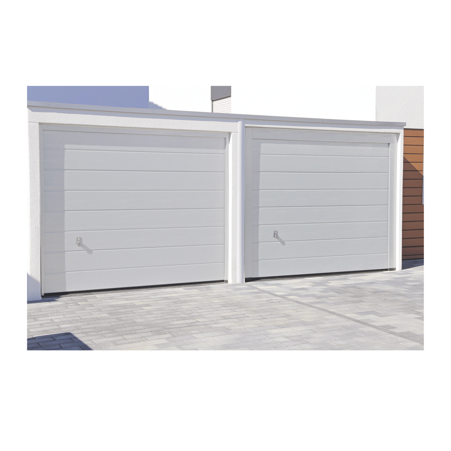 Puerta de Garage de Alta Calidad / Linea Central / Color Blanco 10X7 pies, AISLADA, Estilo Americana.