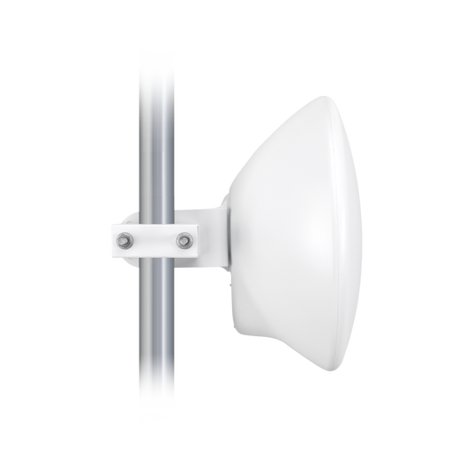 Cliente PtMP LTUâ„¢ Pro, 5 GHz (4.8 - 6-2 GHz) con antena integrada de 24 dBi
