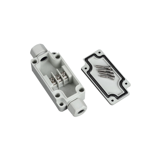 Caja de ConexiÃ³n Exterior con Terminales Intermedias para 3 LÃ­neas (Tornillo simple). Incluye GlÃ¡ndulas.